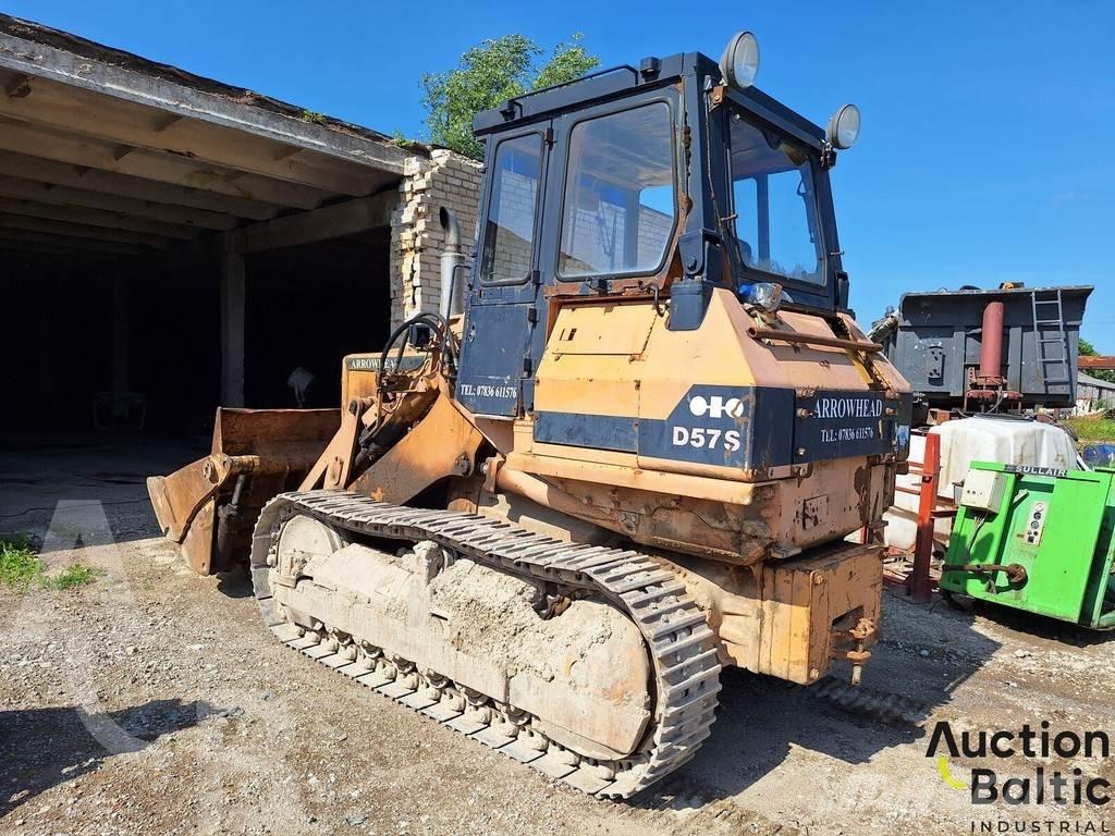 Komatsu D57S-1 クローラーローダー