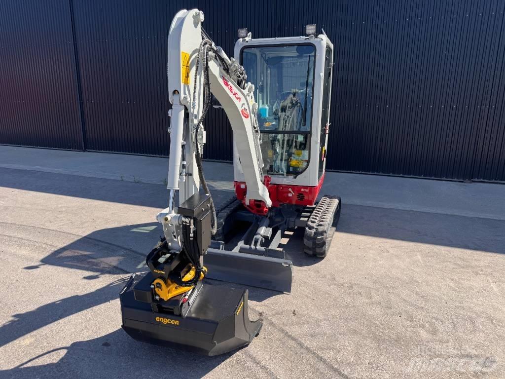 Takeuchi TB 320 ミニ油圧ショベル 7t以下（ミニユンボ・ミニディガー）