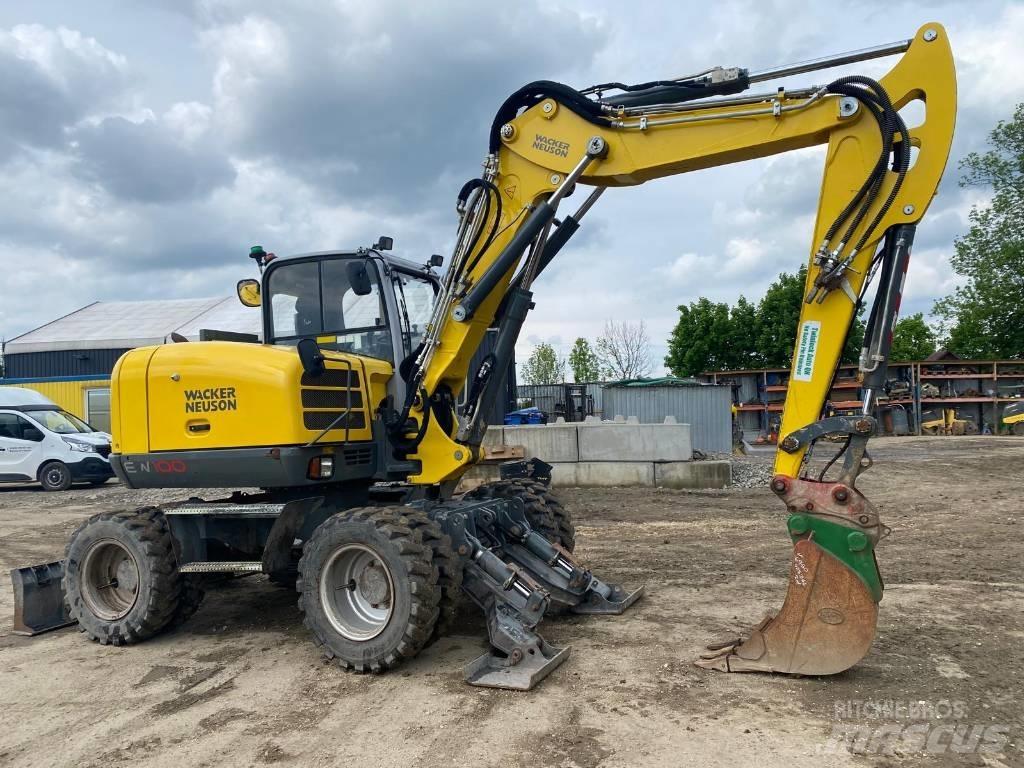 Wacker Neuson EW 100 ホイール式油圧ショベル（パワーショベル・ユンボ・バックホー）