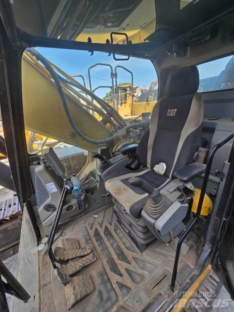CAT 329 E LN 大型油圧ショベル12t以上（パワーショベル・ユンボ）