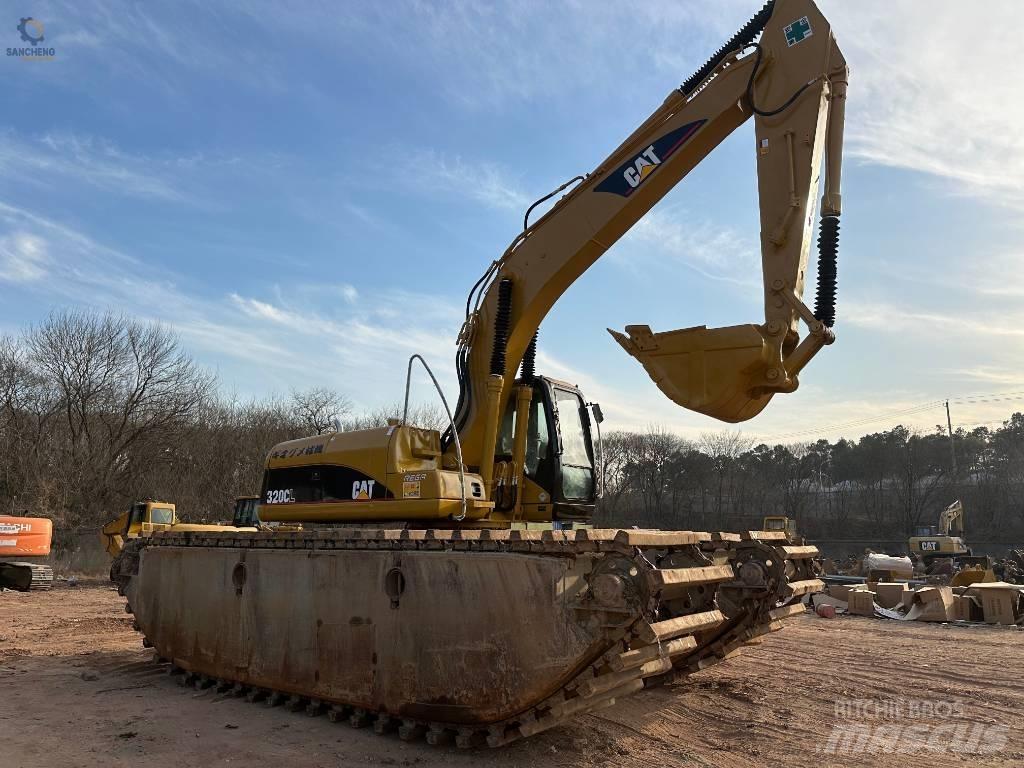 CAT 320 C L 水陸両用油圧ショベル、ユンボ