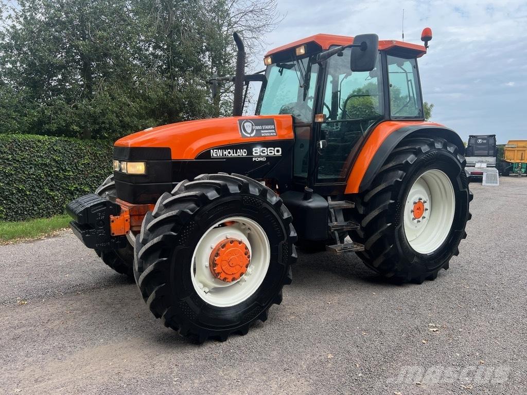 Ford 8360 DT トラクター