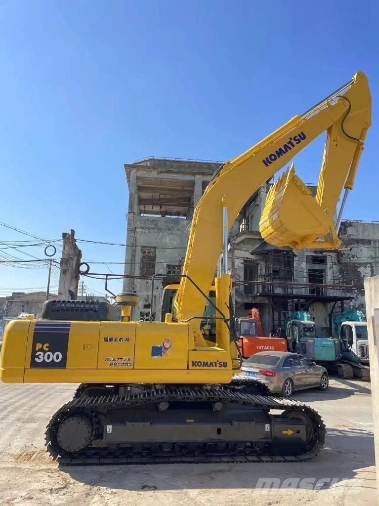 Komatsu PC 300 LC-7 大型油圧ショベル12t以上（パワーショベル・ユンボ）