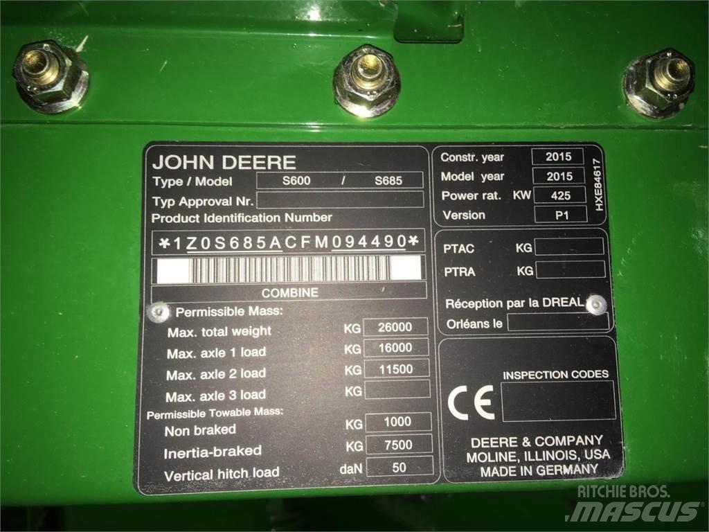 John Deere S685 コンバイン