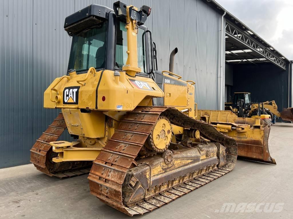 CAT D6N LGP ブルドーザー