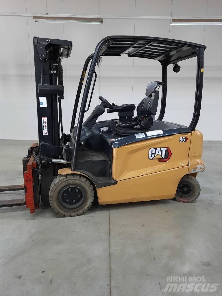 CAT EP35N バッテリーフォークリフト