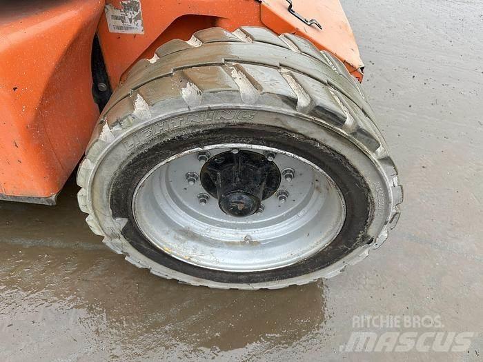 JLG E450AJ その他リフトとプラットフォーム