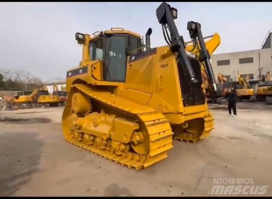 CAT D 8 T ブルドーザー