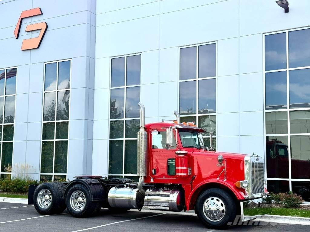 Peterbilt 378 中古トラクターヘッド | トレーラーヘッド