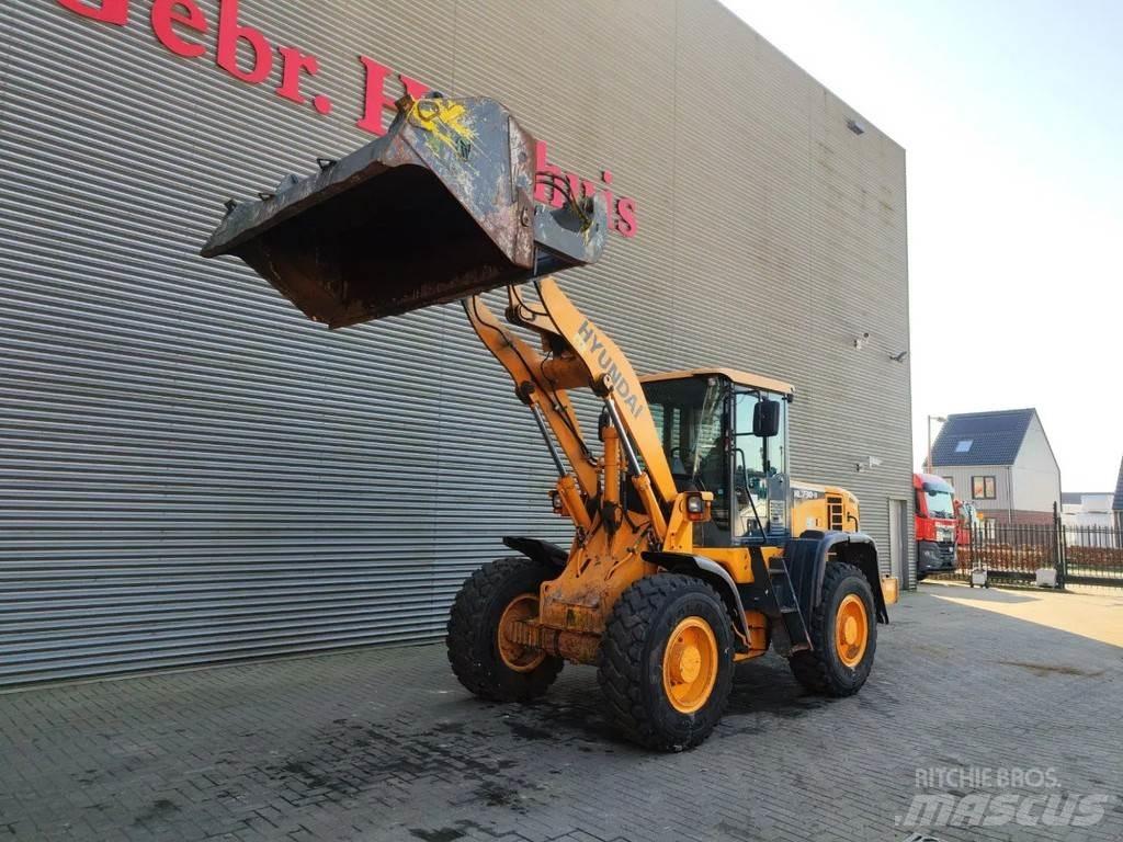 Hyundai HL 730-9 ホイールローダー・タイヤショベル