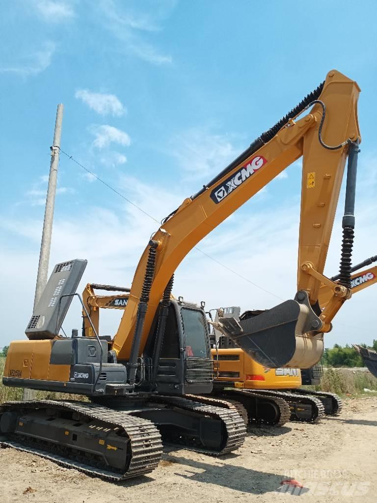XCMG XE 215 DA 中型油圧ショベル 7ｔ-12ｔ（ユンボ・パワーショベル・バックホー）