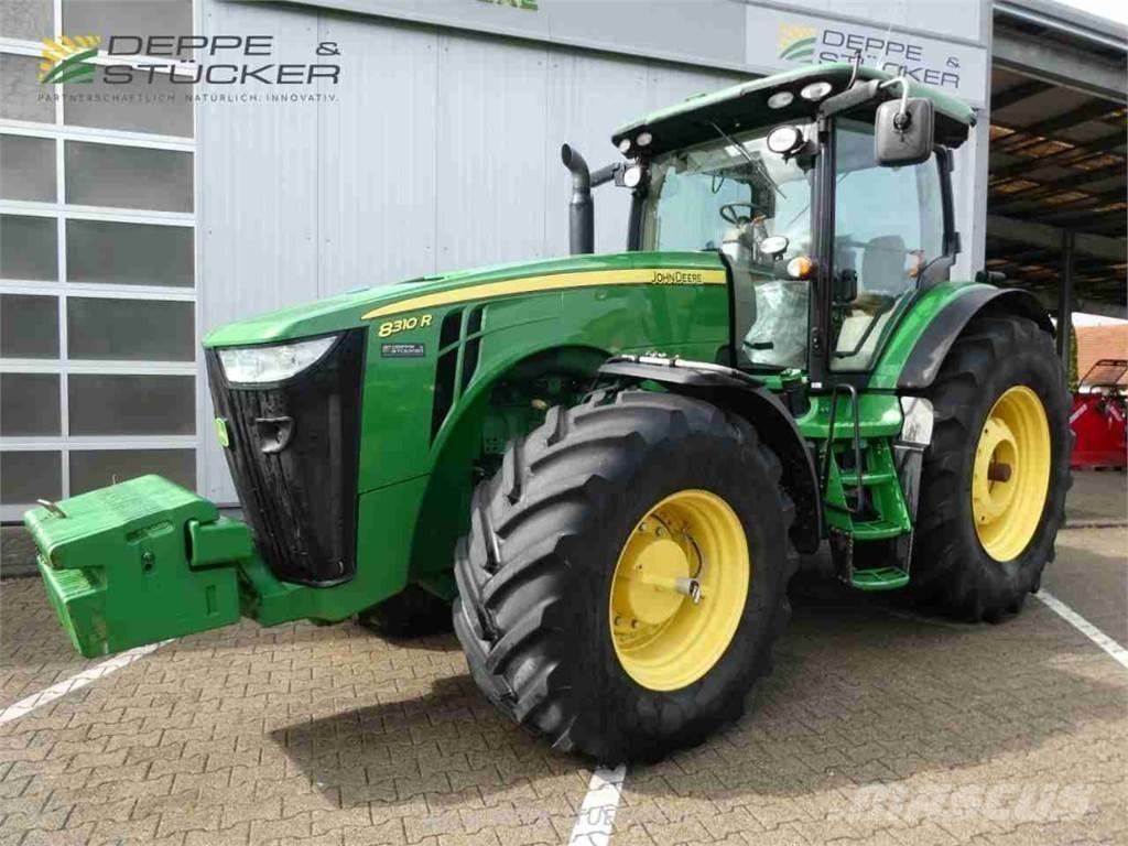 John Deere 8310R トラクター