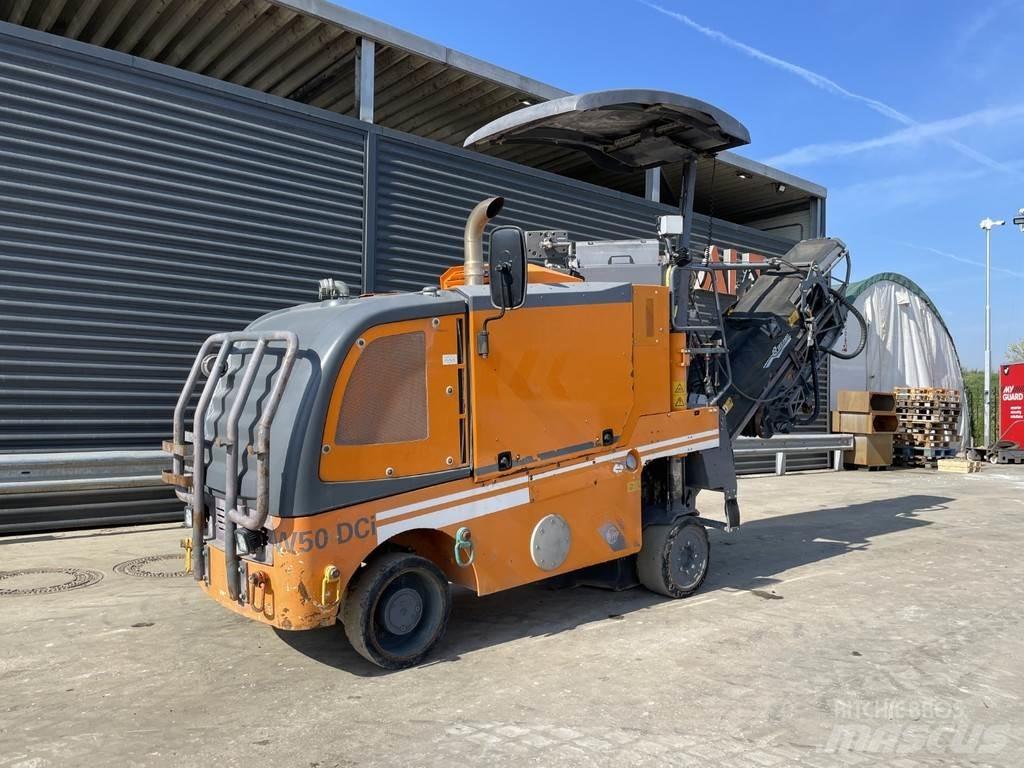Wirtgen W 50 DCI アスファルトコールドミリングマシーン
