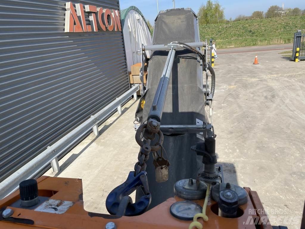 Wirtgen W 50 DCI アスファルトコールドミリングマシーン