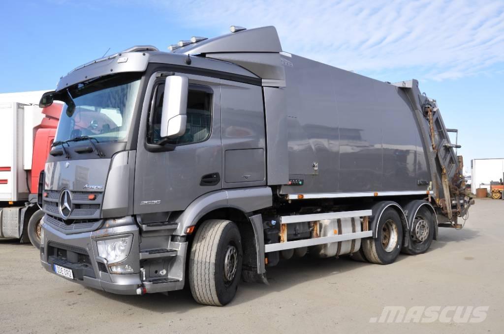 Mercedes-Benz 2535 塵芥車、パッカー車