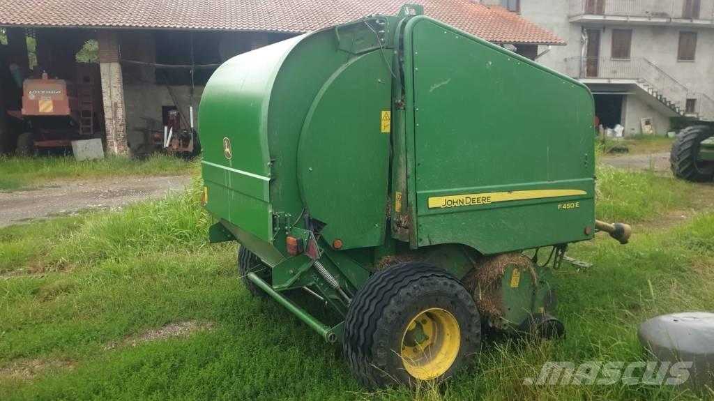 John Deere F 450 ラウンドベーラー