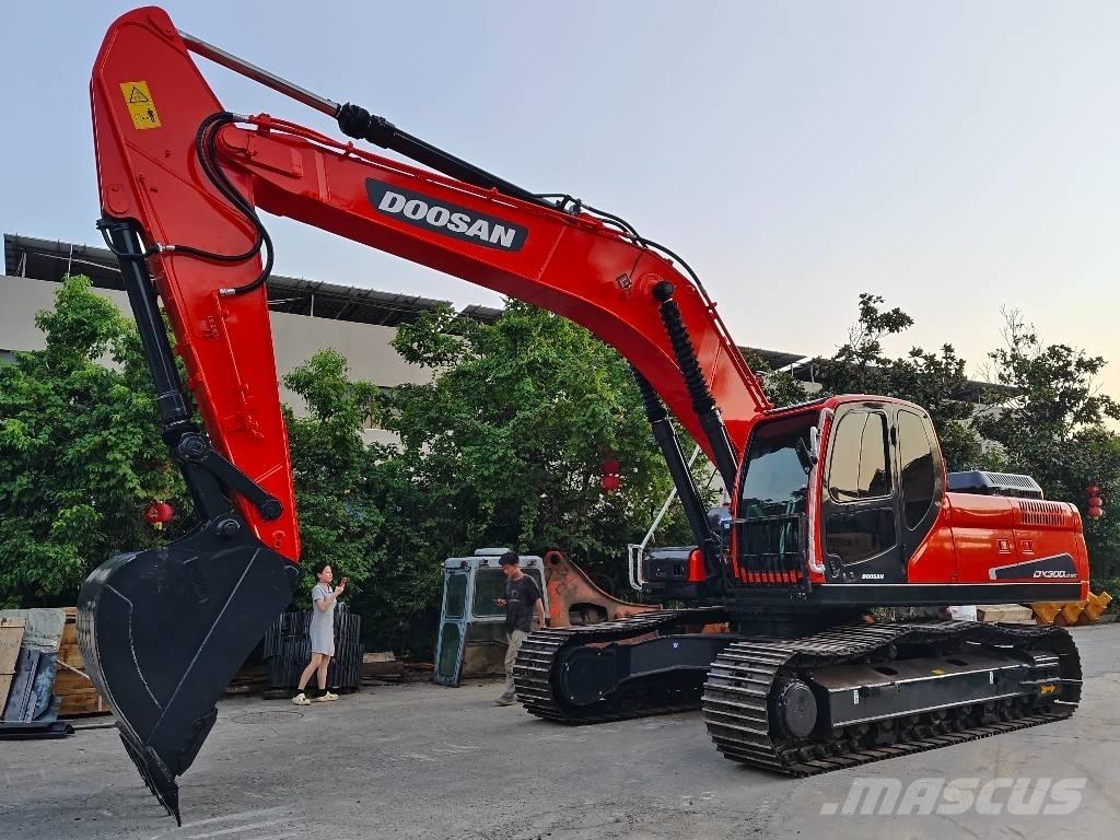 Doosan DX 300 LC-9C 大型油圧ショベル12t以上（パワーショベル・ユンボ）