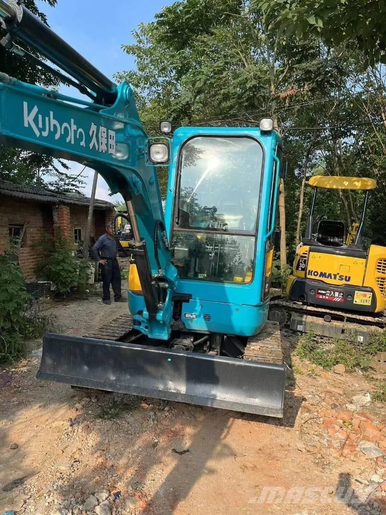 Kubota U 35 ミニ油圧ショベル 7t以下（ミニユンボ・ミニディガー）