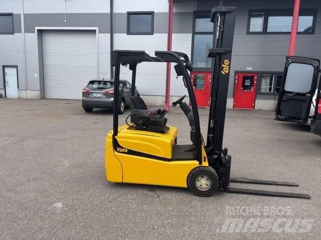 Yale ERP 20 VT バッテリーフォークリフト