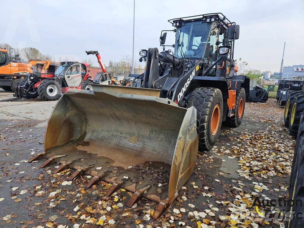 Doosan DL280-7 ホイールローダー・タイヤショベル