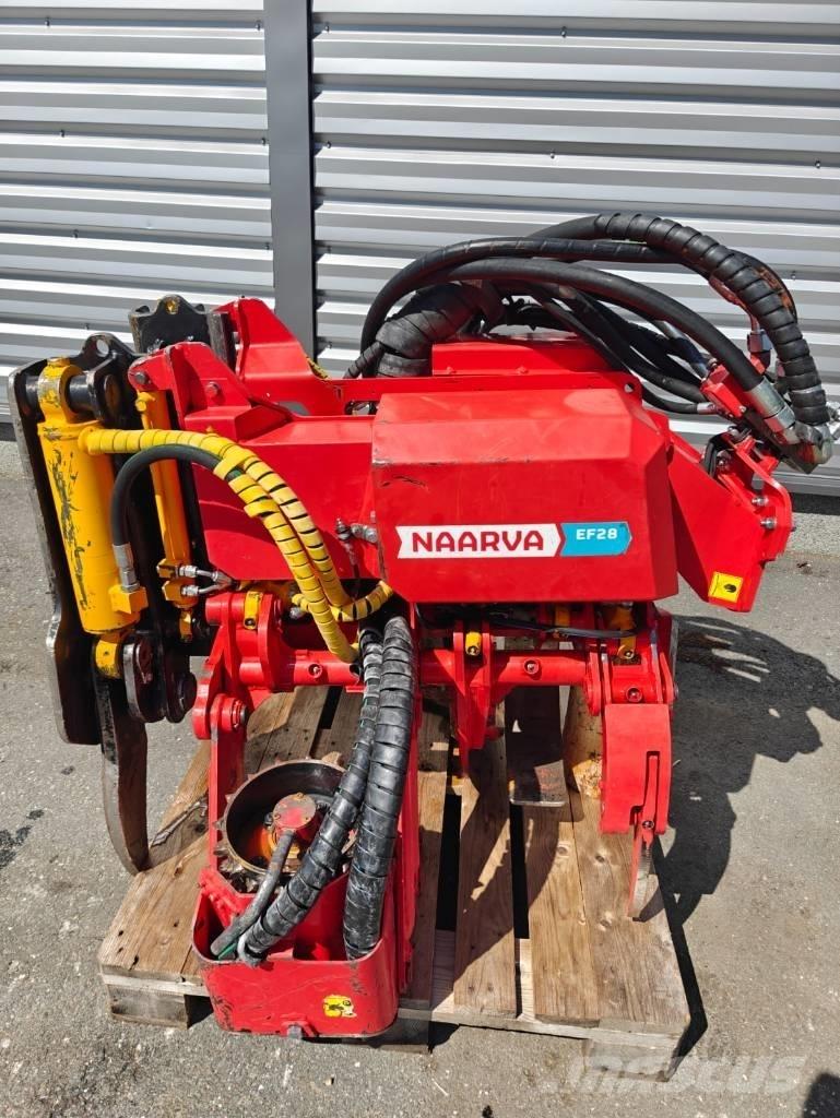 Naarva EF 28 ハーベスタヘッド