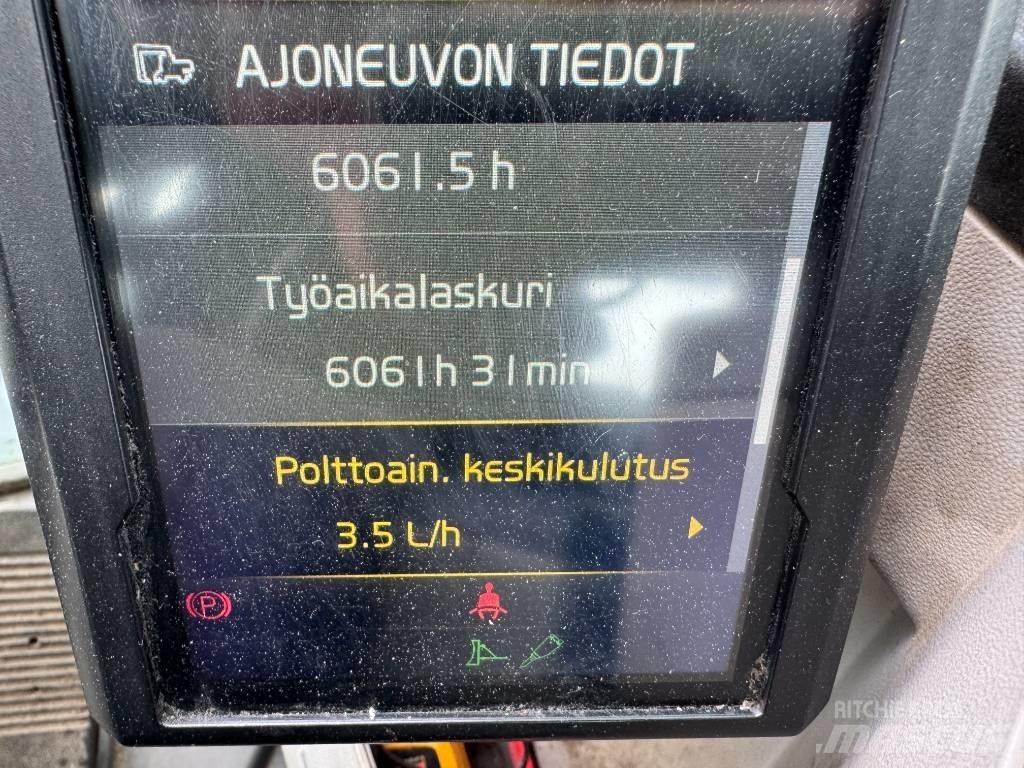 Volvo EW 60 E ホイール式油圧ショベル（パワーショベル・ユンボ・バックホー）