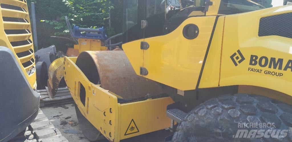 Bomag BW 177 D-5 振動ローラ