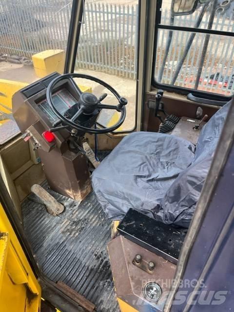 Komatsu WA 600-1 ホイールローダー・タイヤショベル