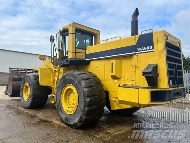 Komatsu WA 600-1 ホイールローダー・タイヤショベル