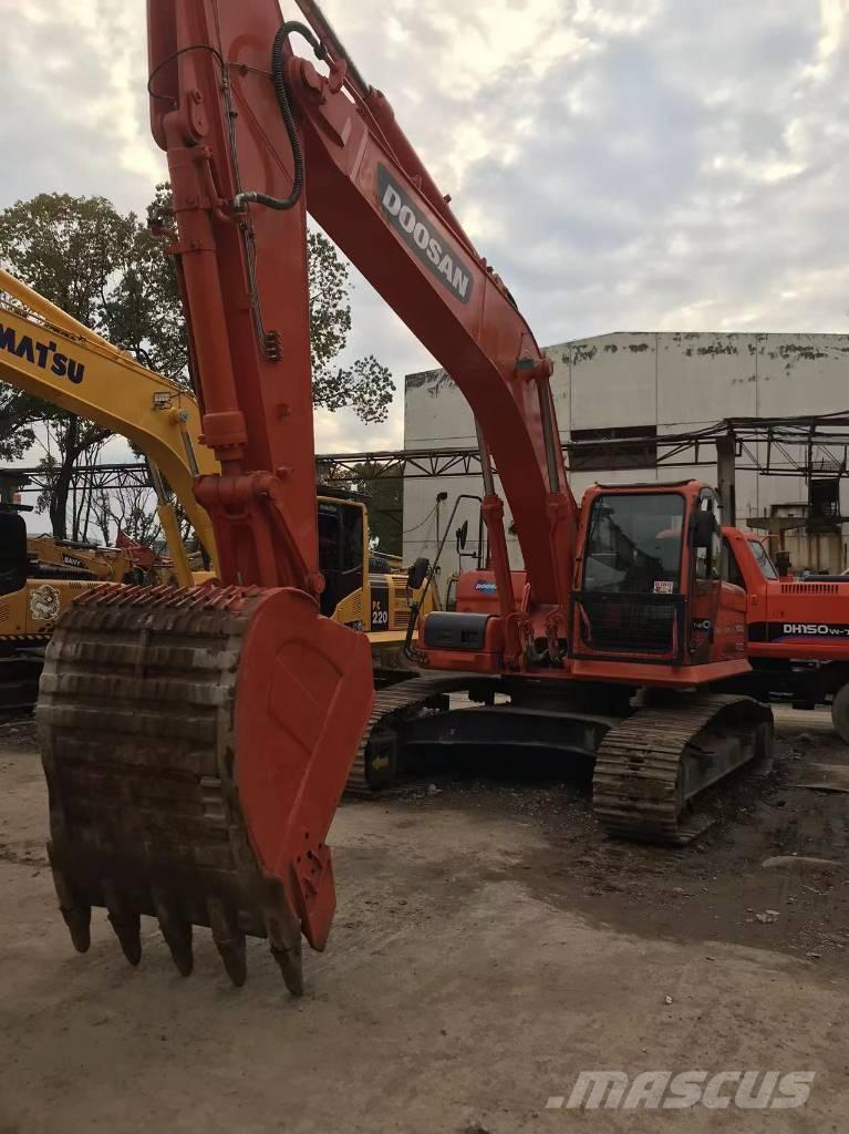 Doosan dx300 大型油圧ショベル12t以上（パワーショベル・ユンボ）