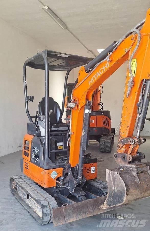 Hitachi ZX19U ミニ油圧ショベル 7t以下（ミニユンボ・ミニディガー）