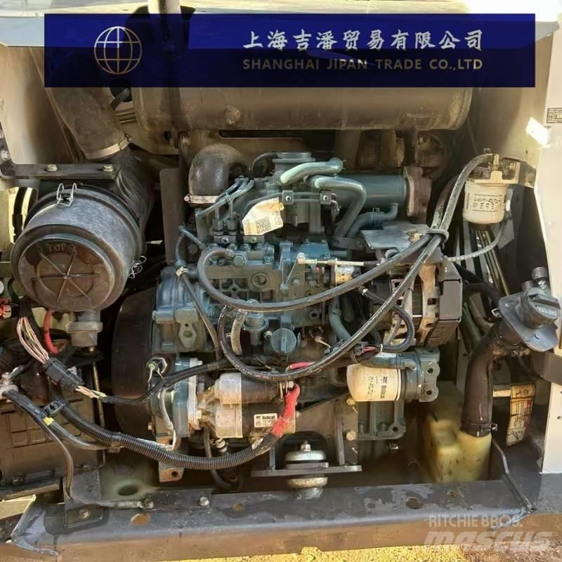 Bobcat S 550 スキッドステアローダー