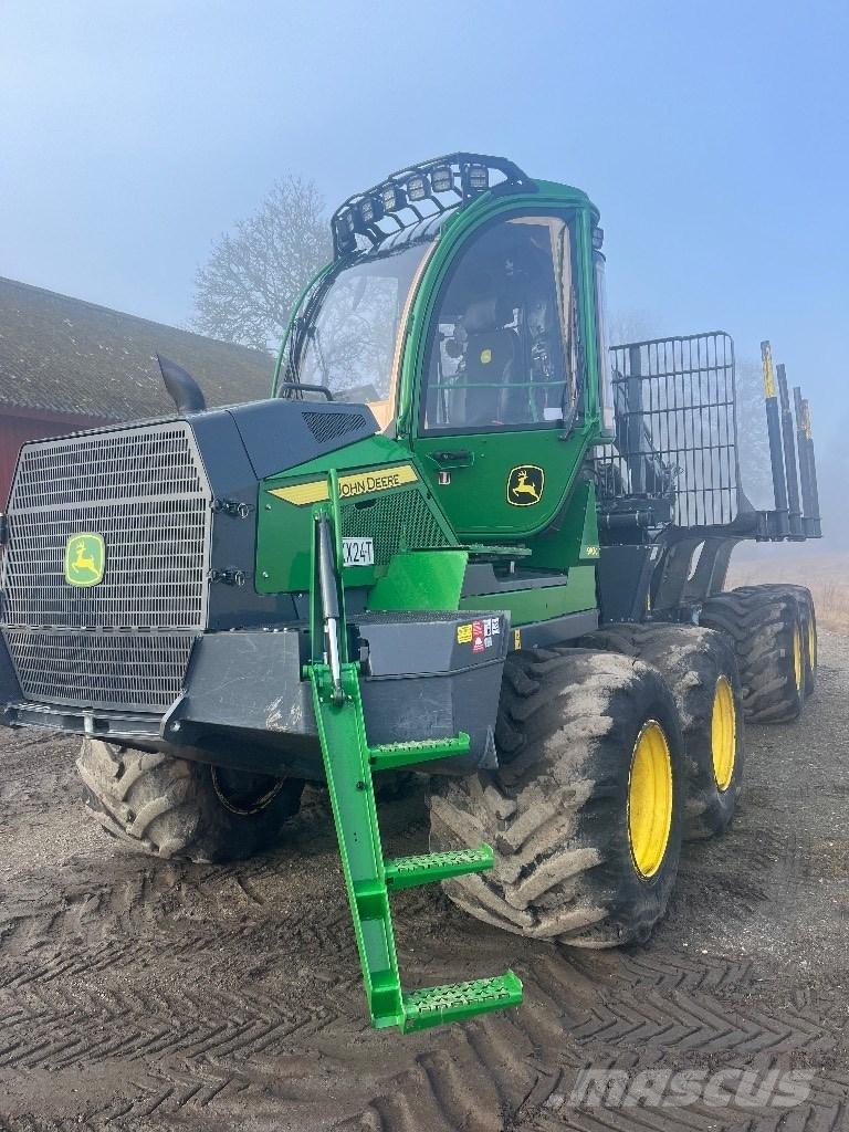 John Deere 910G フォワーダー