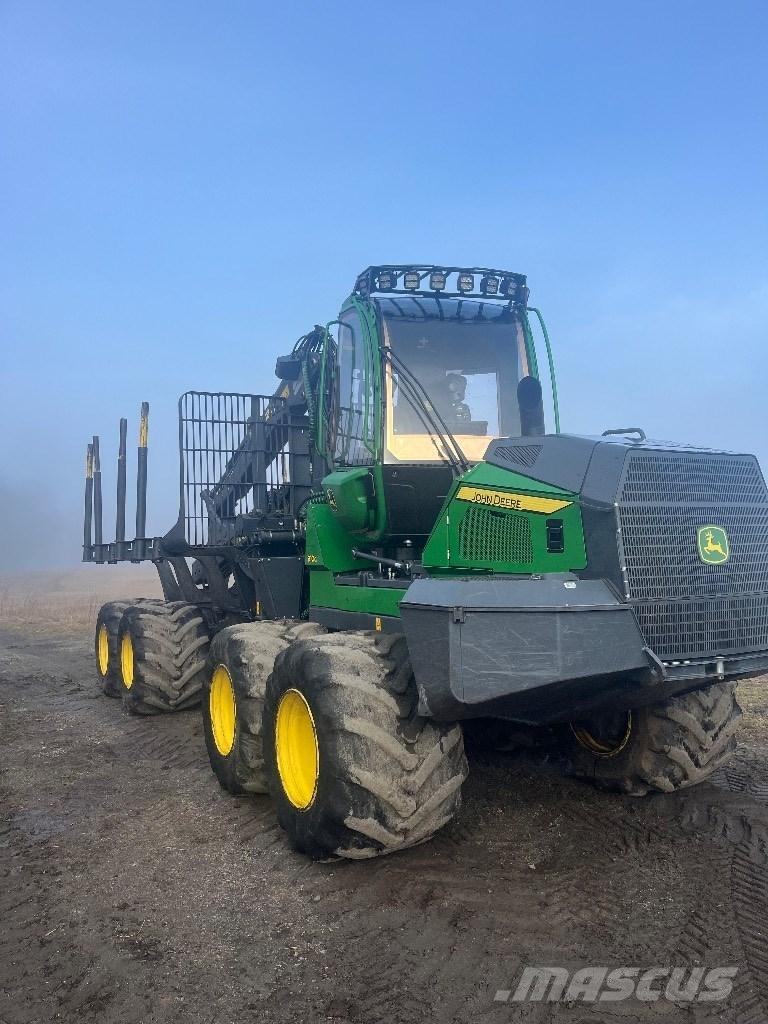 John Deere 910G フォワーダー