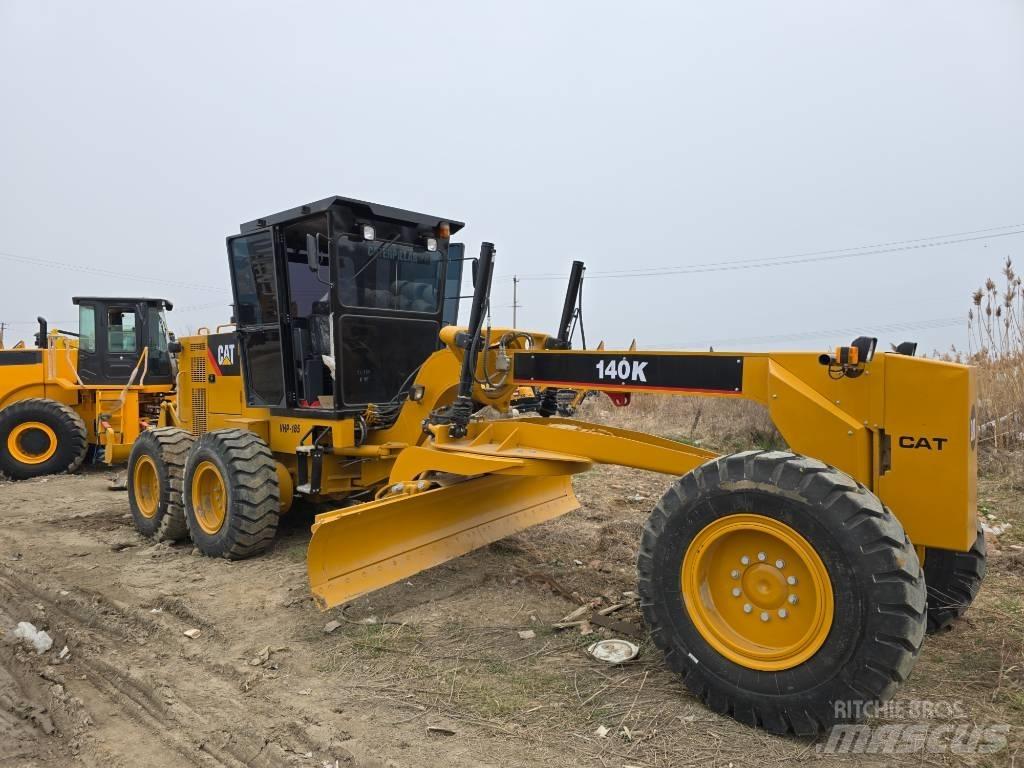 CAT 140K モーターグレーダー