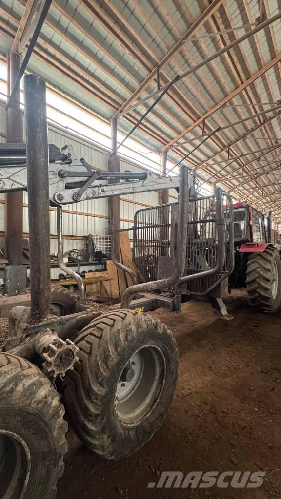 Belarus 1221.5 トラクター