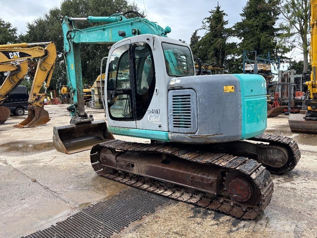 Kobelco SK 135 大型油圧ショベル12t以上（パワーショベル・ユンボ）