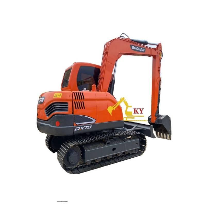 Doosan DX 75-9 大型油圧ショベル12t以上（パワーショベル・ユンボ）