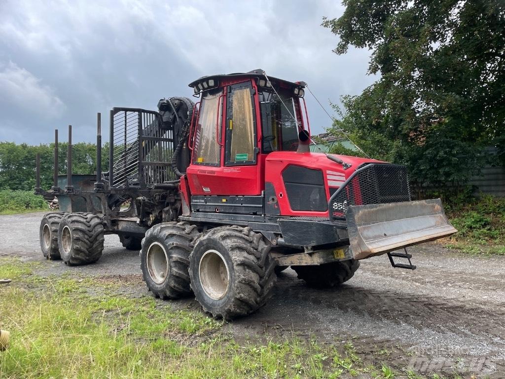 Komatsu 855 フォワーダー