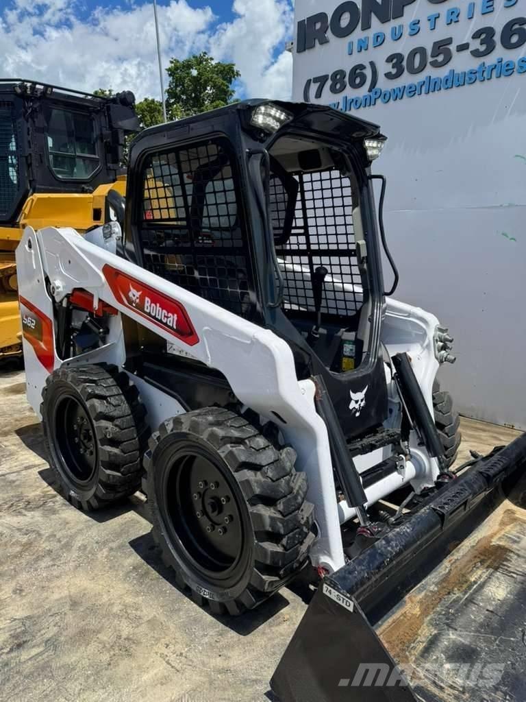 Bobcat S 62 スキッドステアローダー