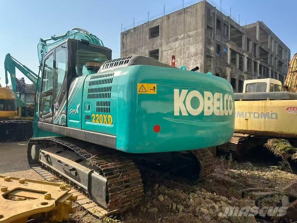 Kobelco SK 220 大型油圧ショベル12t以上（パワーショベル・ユンボ）