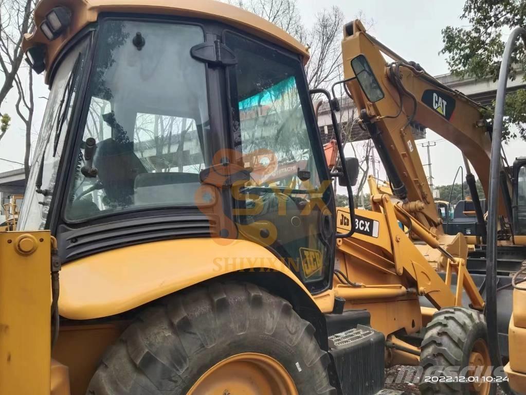 JCB 3 CX バックホーローダー