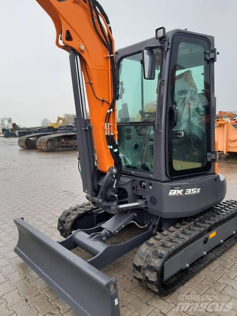 Doosan DX 35 Z-7 ミニ油圧ショベル 7t以下（ミニユンボ・ミニディガー）