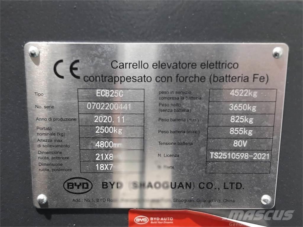 BYD ECB25C バッテリーフォークリフト