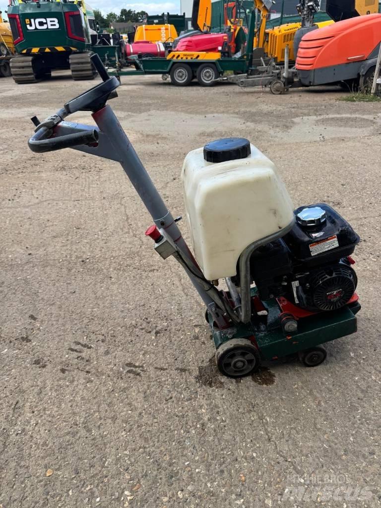 Husqvarna FS305 建設機械 -　その他