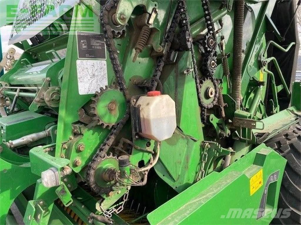 John Deere 960 スクエアベーラー