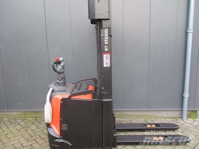 BT SPE 140L ウォーキンフォークリフト