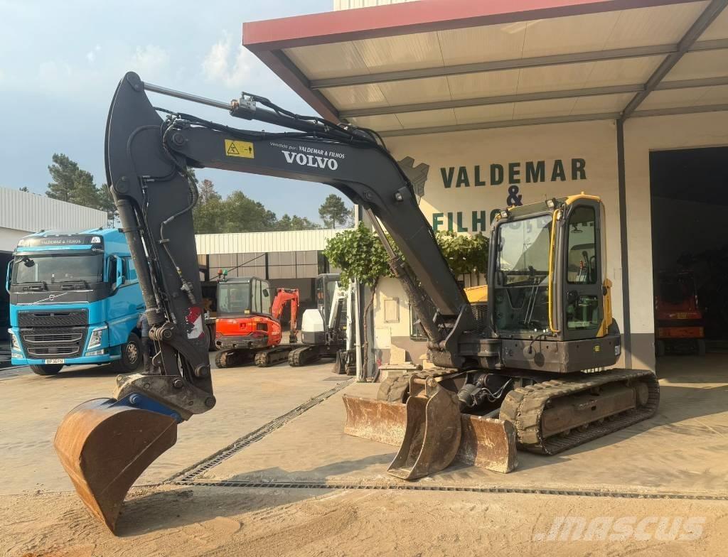 Volvo ECR 88 D 中型油圧ショベル 7ｔ-12ｔ（ユンボ・パワーショベル・バックホー）