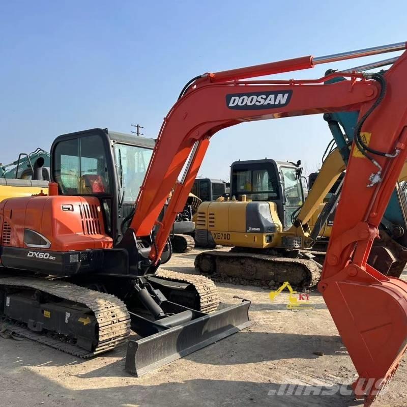 Doosan DX 60-9 C 大型油圧ショベル12t以上（パワーショベル・ユンボ）