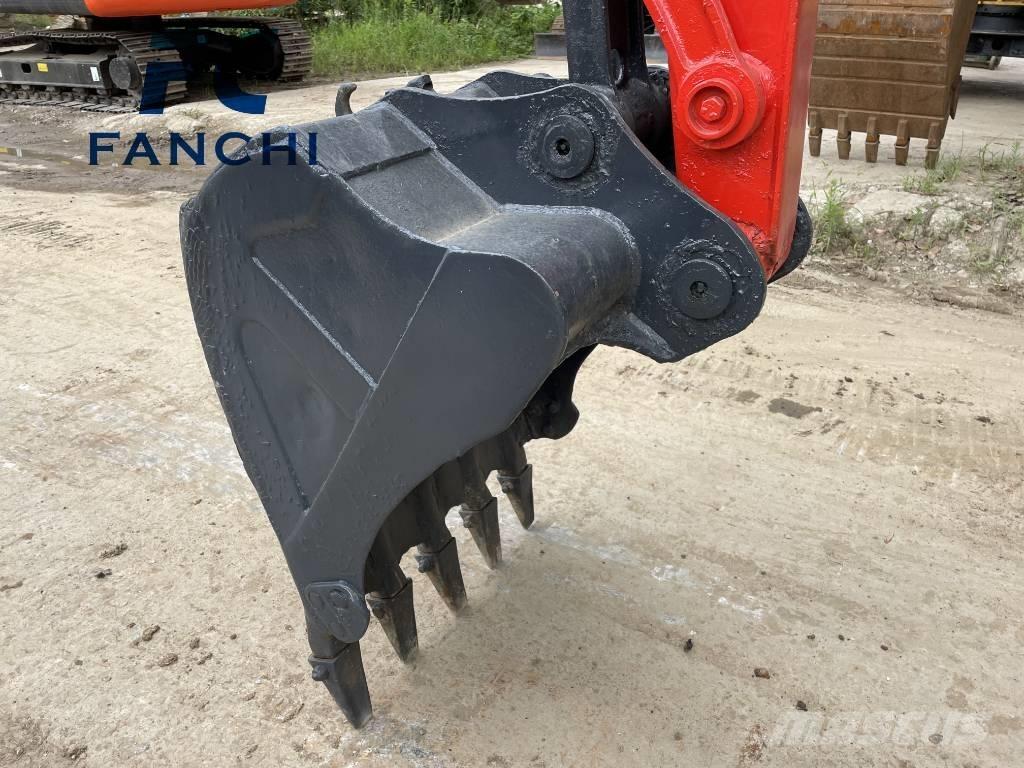 Kubota KX 165 大型油圧ショベル12t以上（パワーショベル・ユンボ）